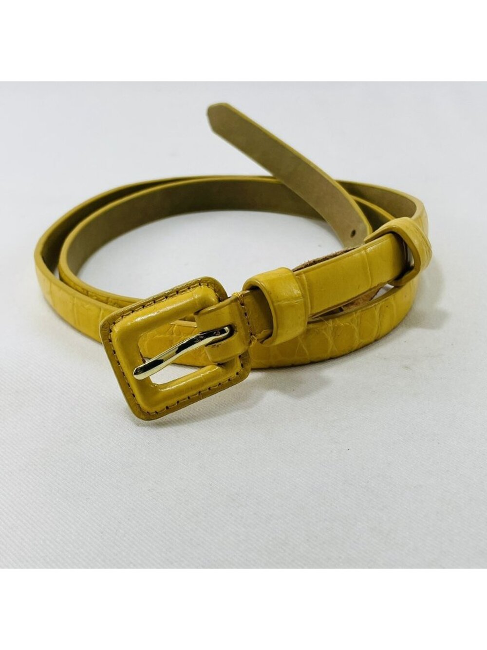 Talbots Belt Leather Buckle Square Women Size M Yellow Textured Skin Thin Narrow